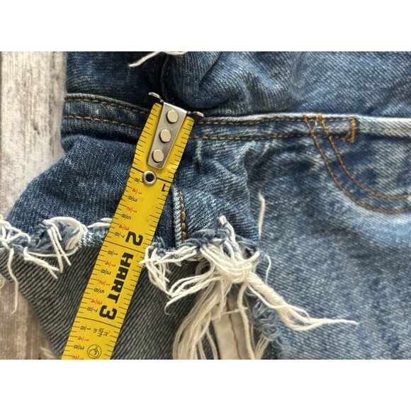 Levi’s 501 Women’s Cut Off Denim Shorts Size 24 Ripped Distressed - Picture 9 of 12